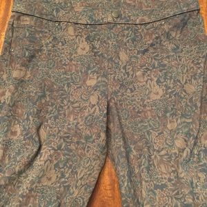 Floral Hue leggings